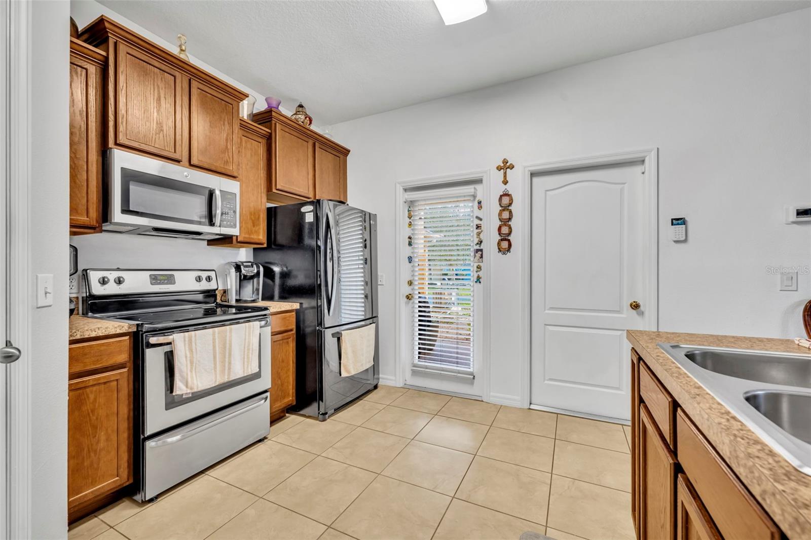 Image 14 of 50 For 1732 Buckeye Falls Way