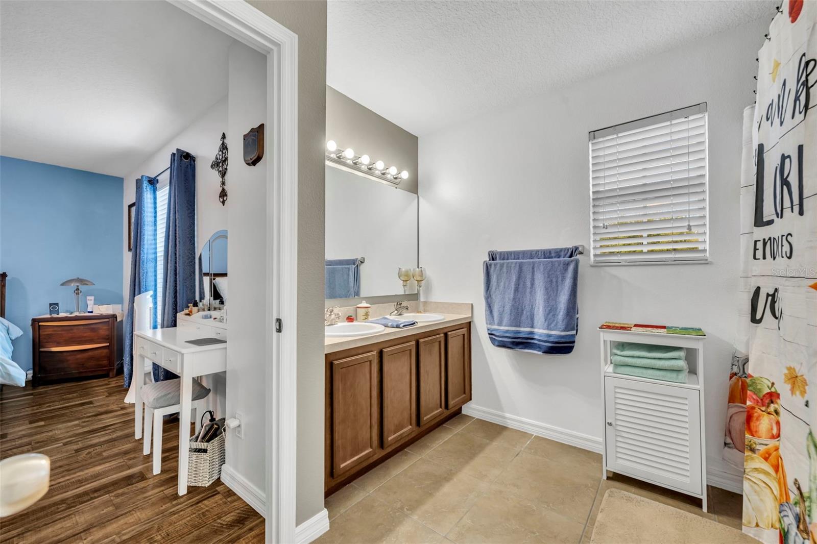 Image 20 of 50 For 1732 Buckeye Falls Way