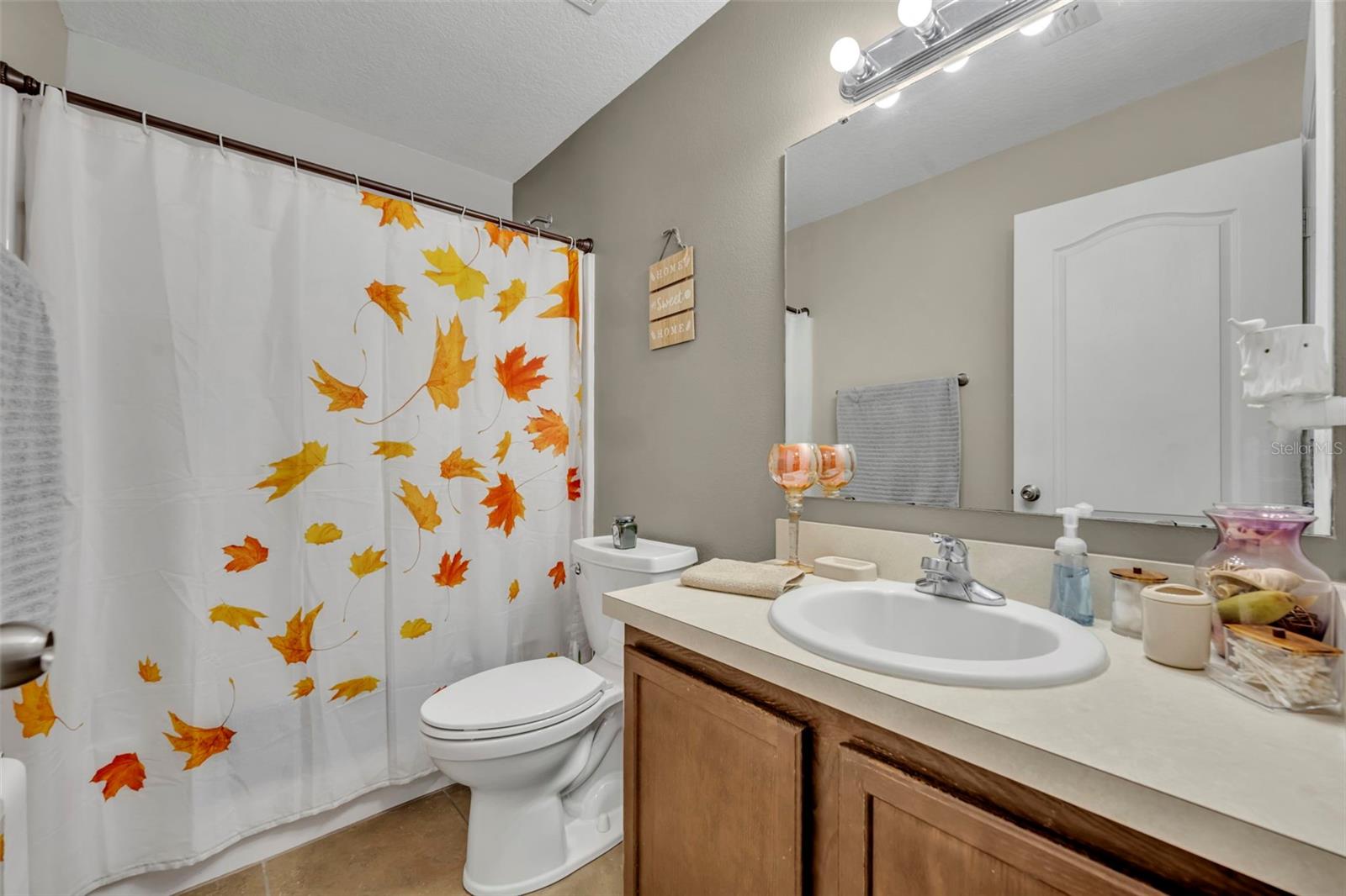 Image 25 of 50 For 1732 Buckeye Falls Way