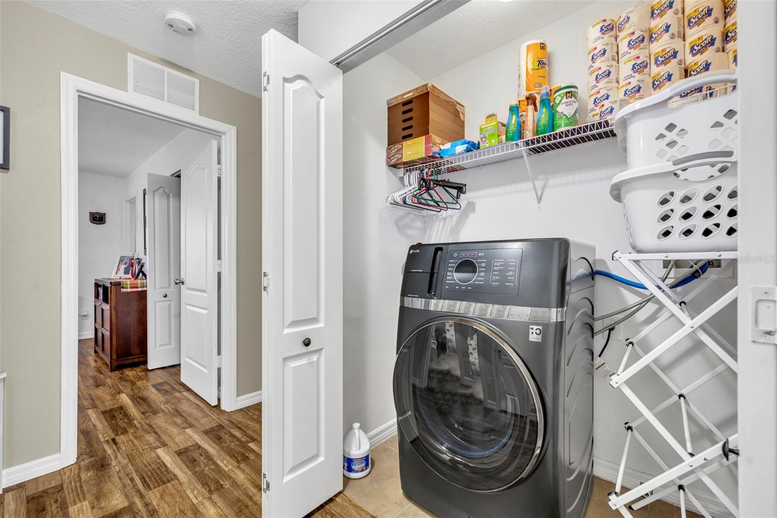 Image 26 of 50 For 1732 Buckeye Falls Way