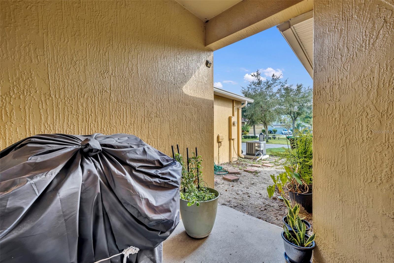 Image 27 of 50 For 1732 Buckeye Falls Way