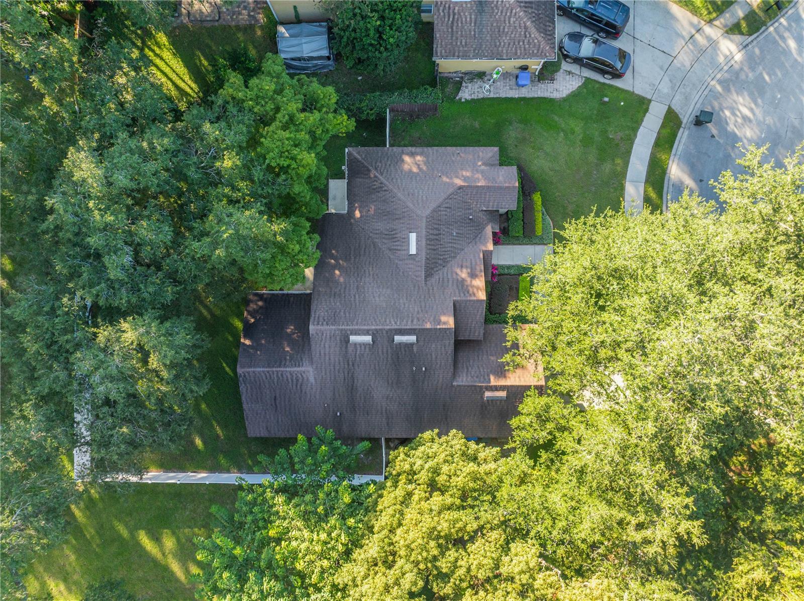 Listing photo id 44 for 2139 Cunard Court