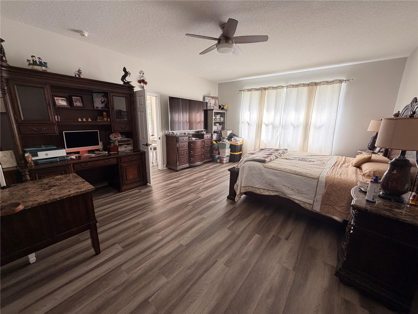 Image 21 of 35 For 2298 Viehman Trail