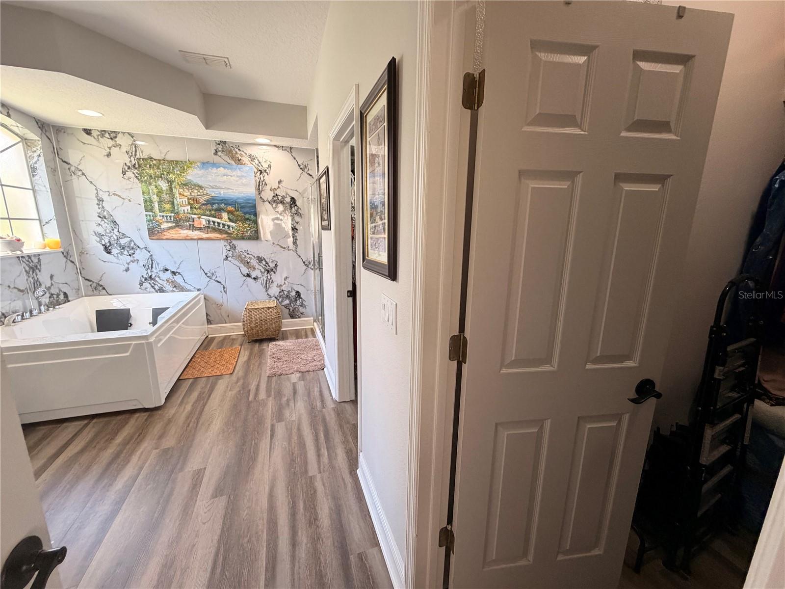 Image 22 of 35 For 2298 Viehman Trail