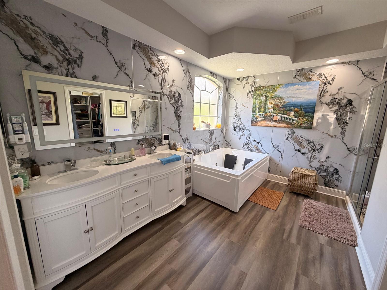 Image 24 of 35 For 2298 Viehman Trail