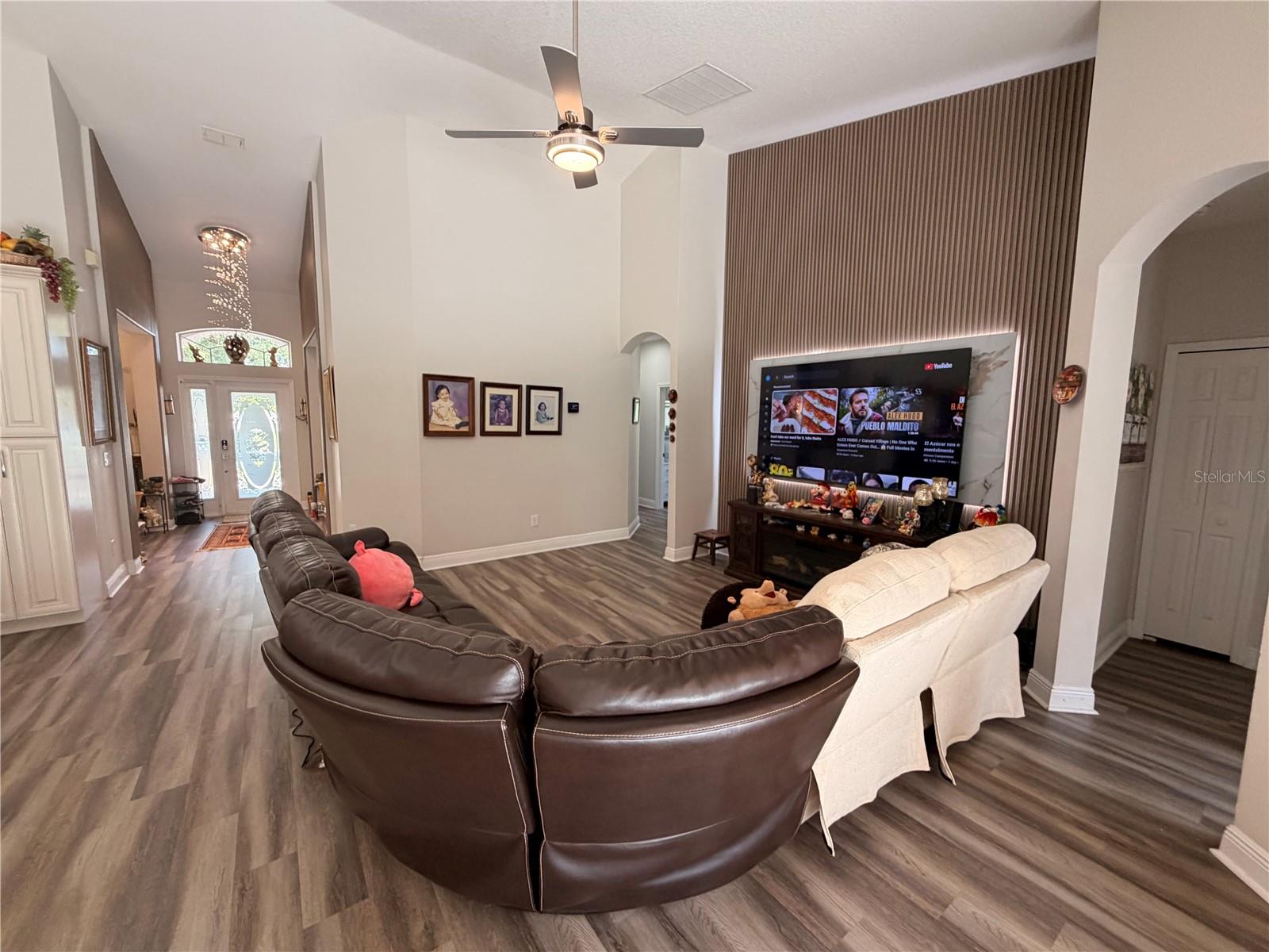 Image 7 of 35 For 2298 Viehman Trail