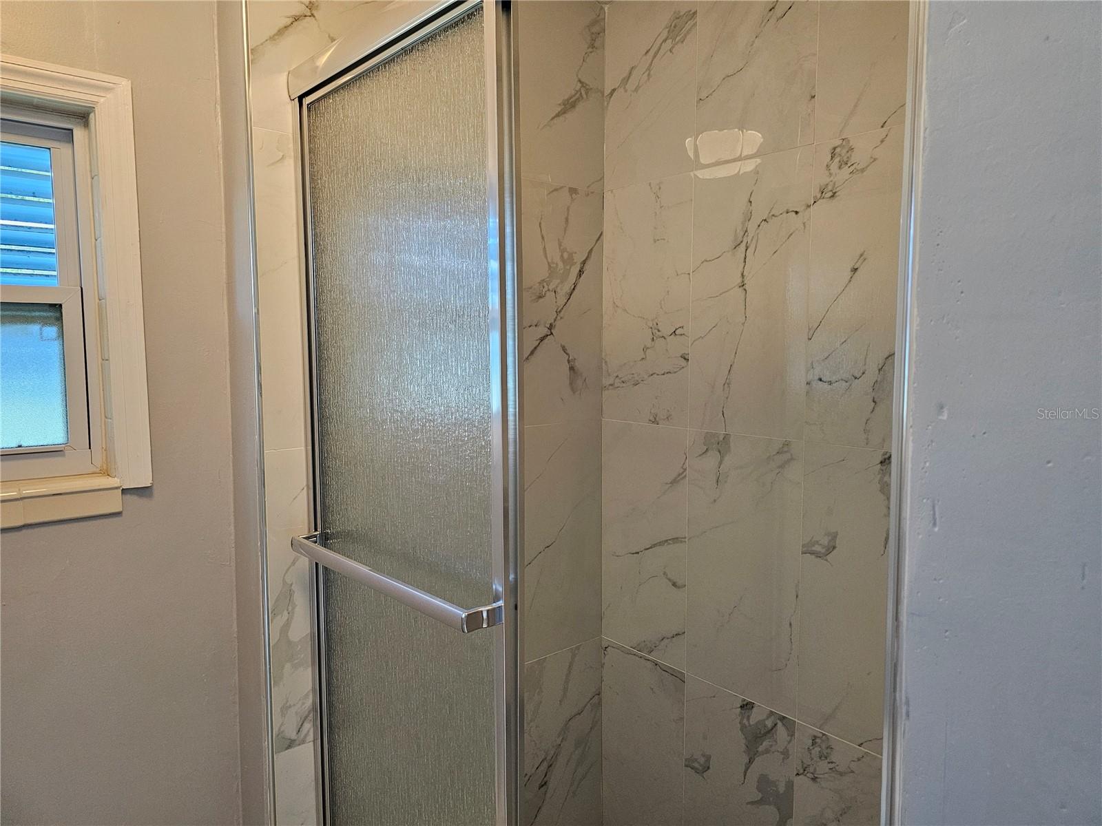 Image 18 of 26 For 354 Ivanhoe Circle