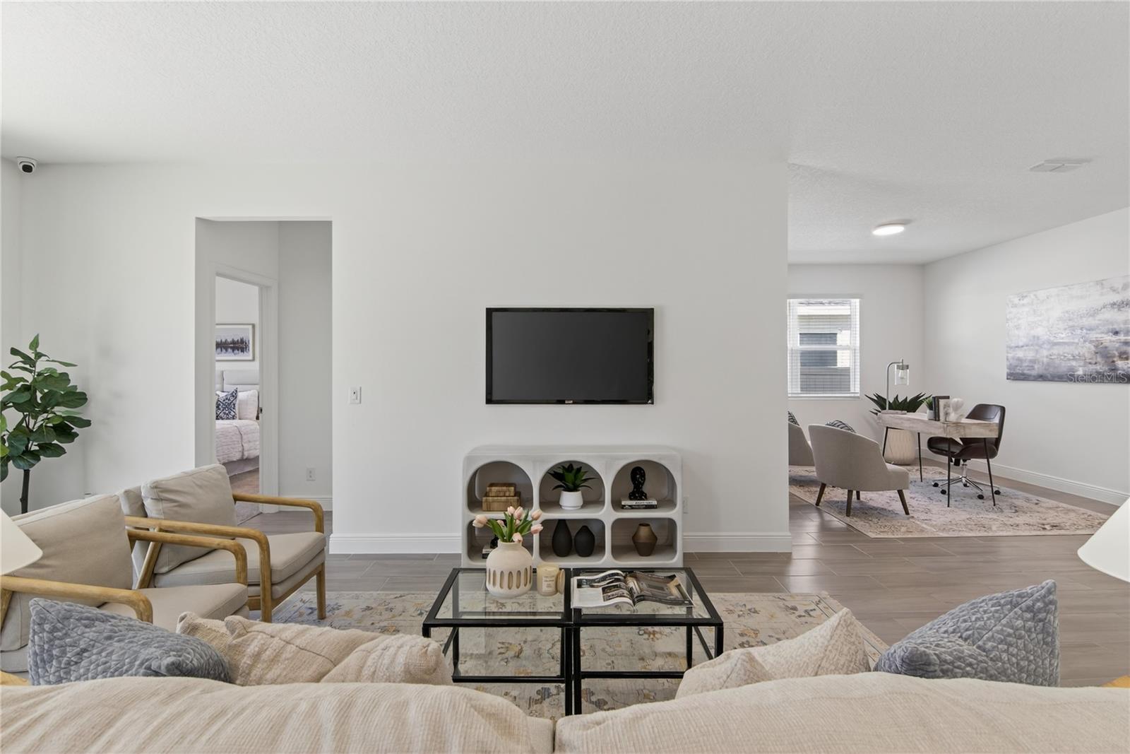 Listing photo id 10 for 7725 Scicli Way