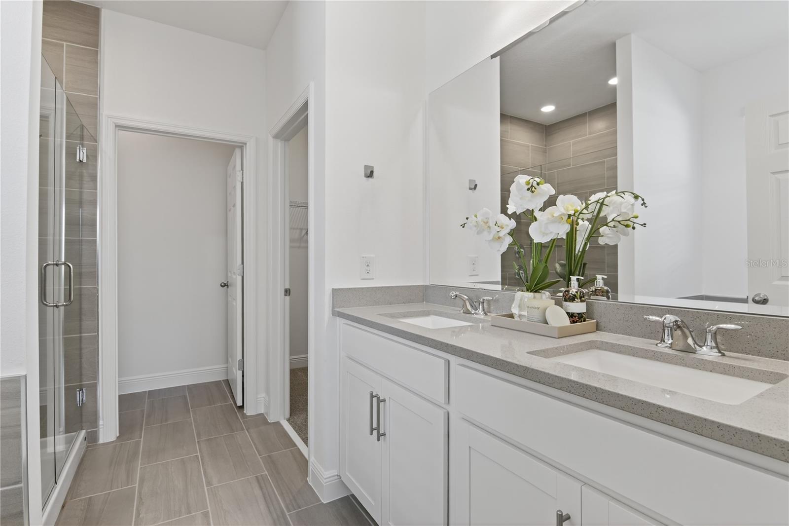 Listing photo id 27 for 7725 Scicli Way