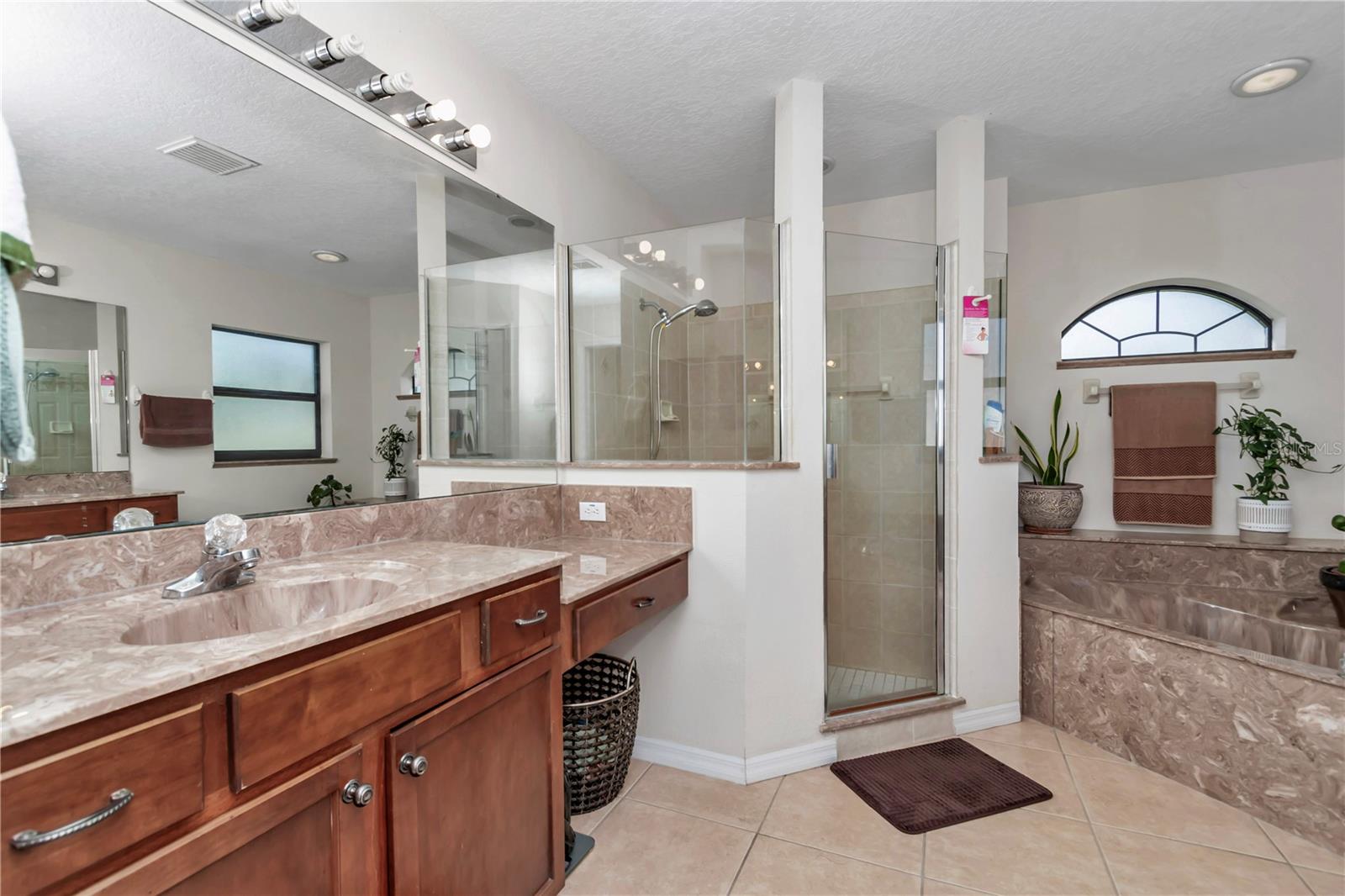 Image 19 of 45 For 4037 40th Street