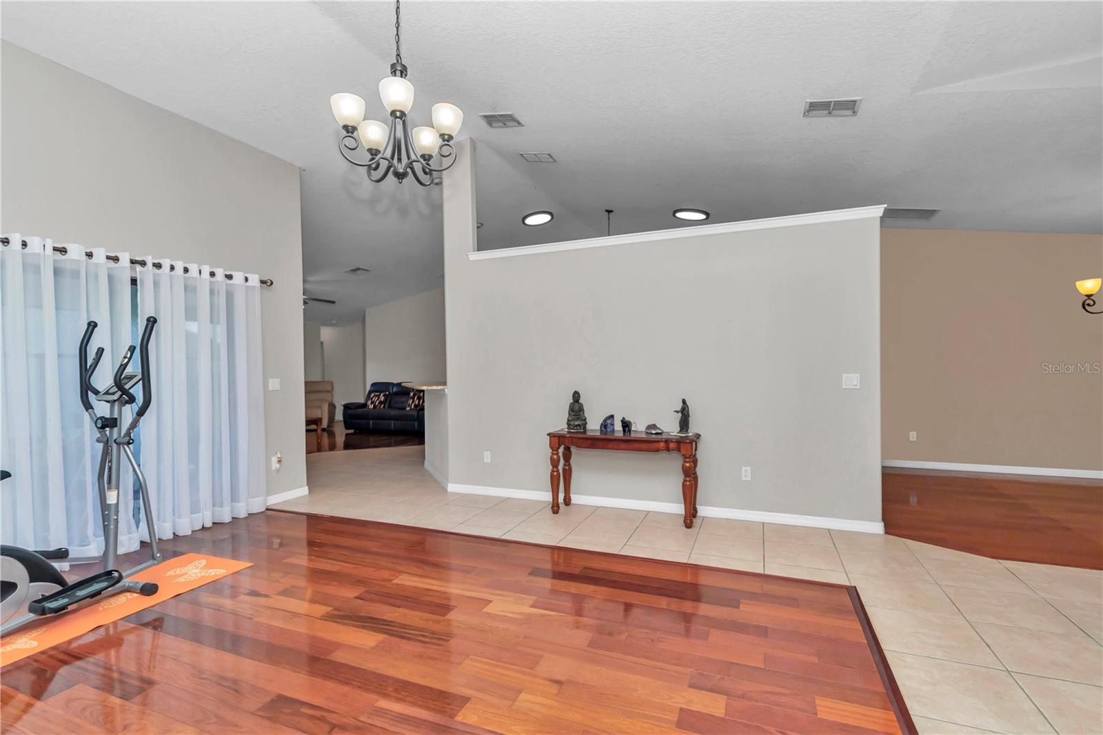 Image 20 of 45 For 4037 40th Street