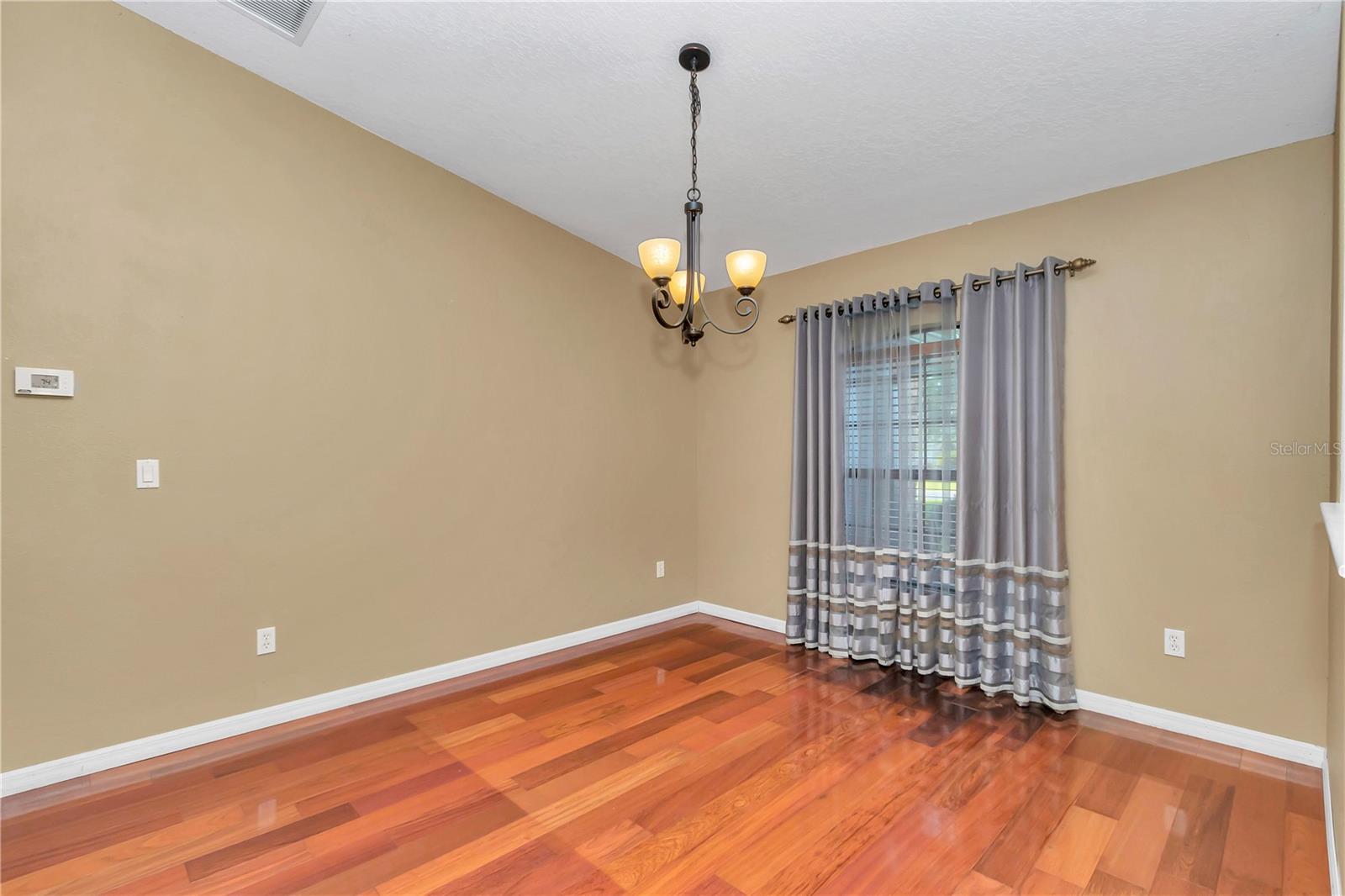 Image 22 of 45 For 4037 40th Street