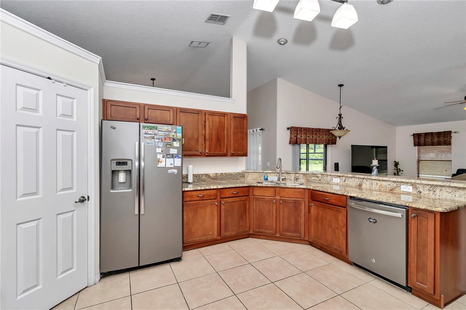 Image 28 of 45 For 4037 40th Street