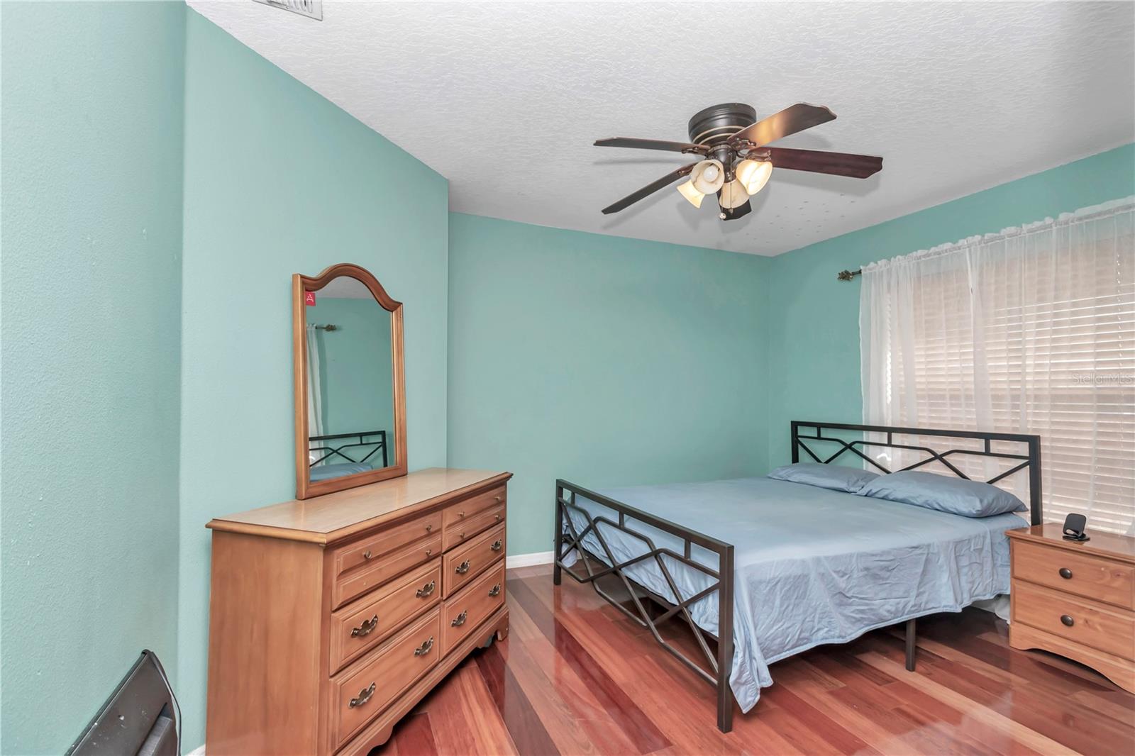 Image 33 of 45 For 4037 40th Street