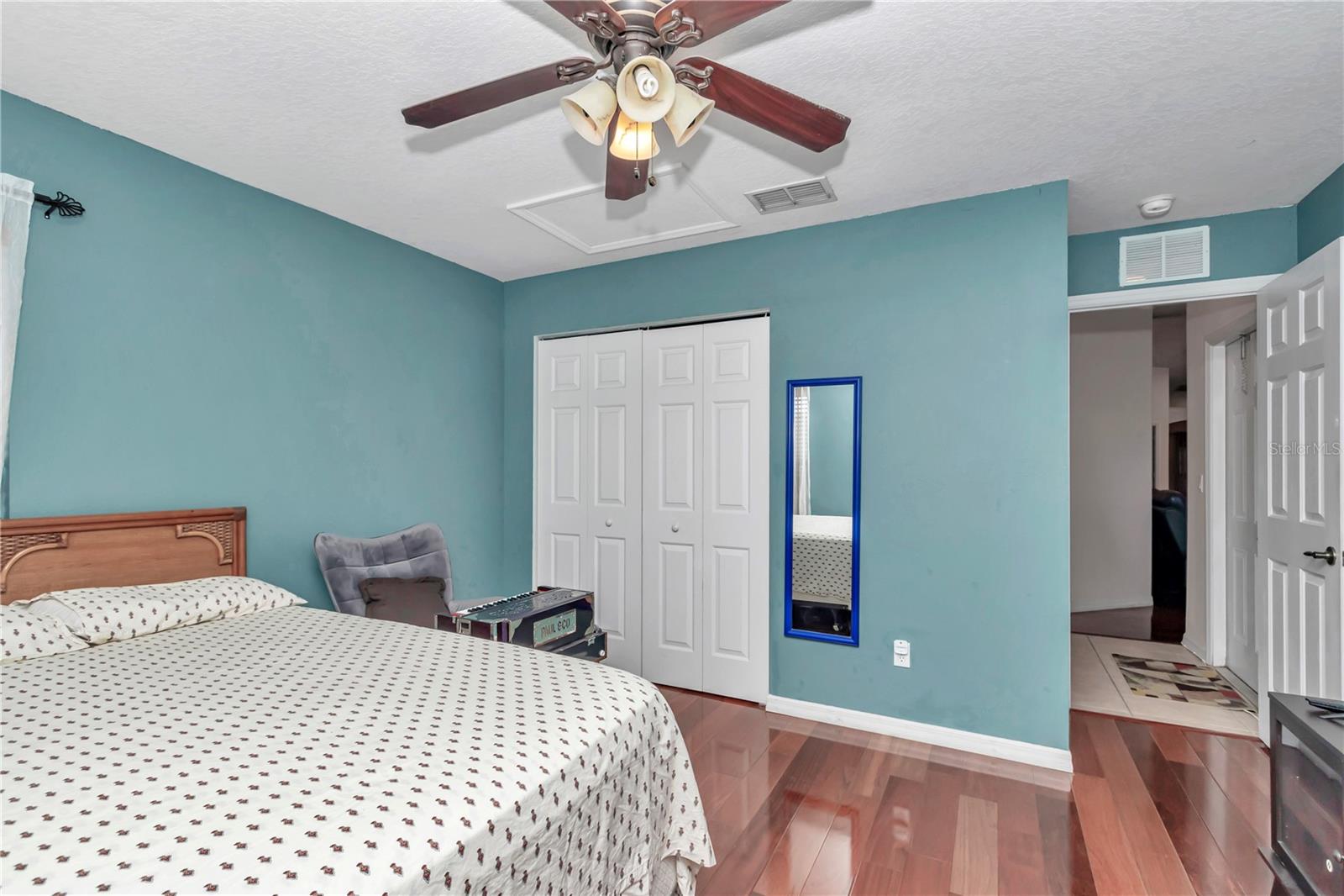 Image 35 of 45 For 4037 40th Street