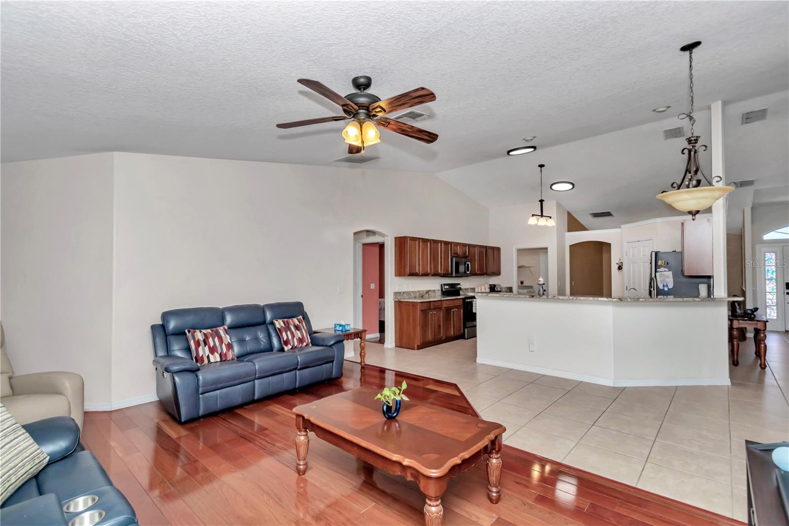 Image 36 of 45 For 4037 40th Street