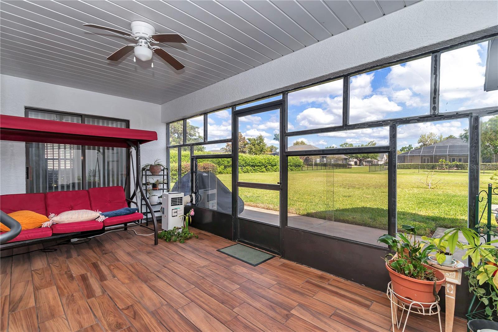 Image 40 of 45 For 4037 40th Street