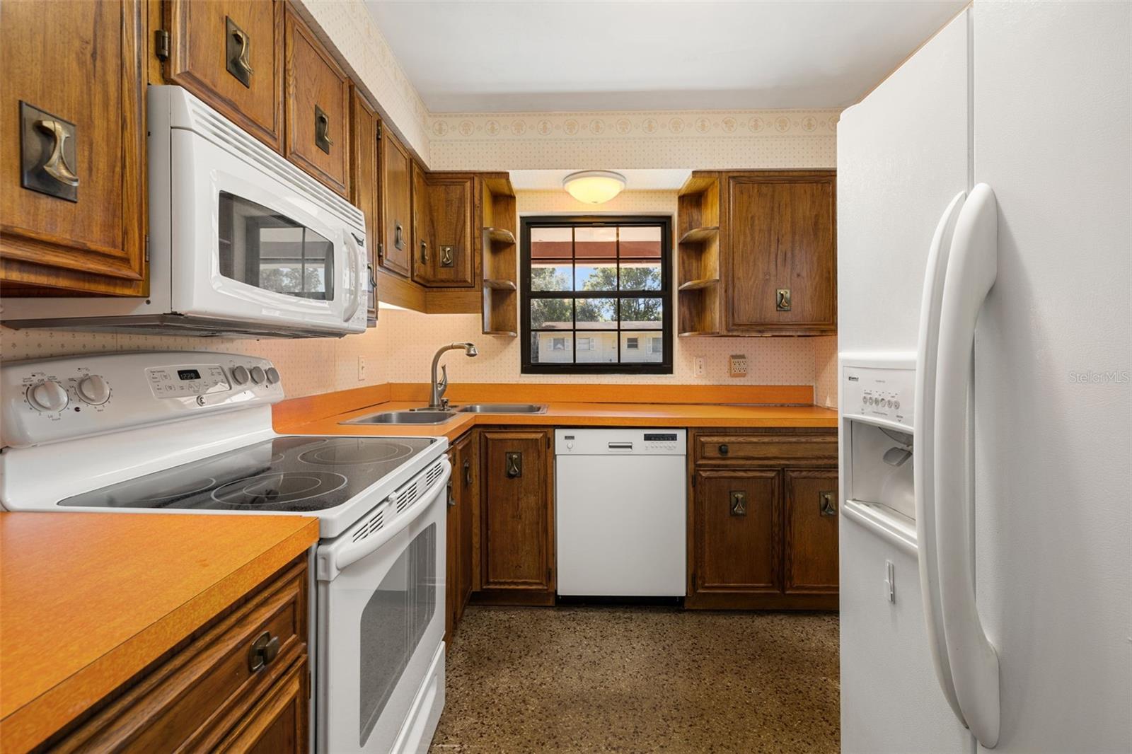 Image 11 of 54 For 191 Northmoor Road