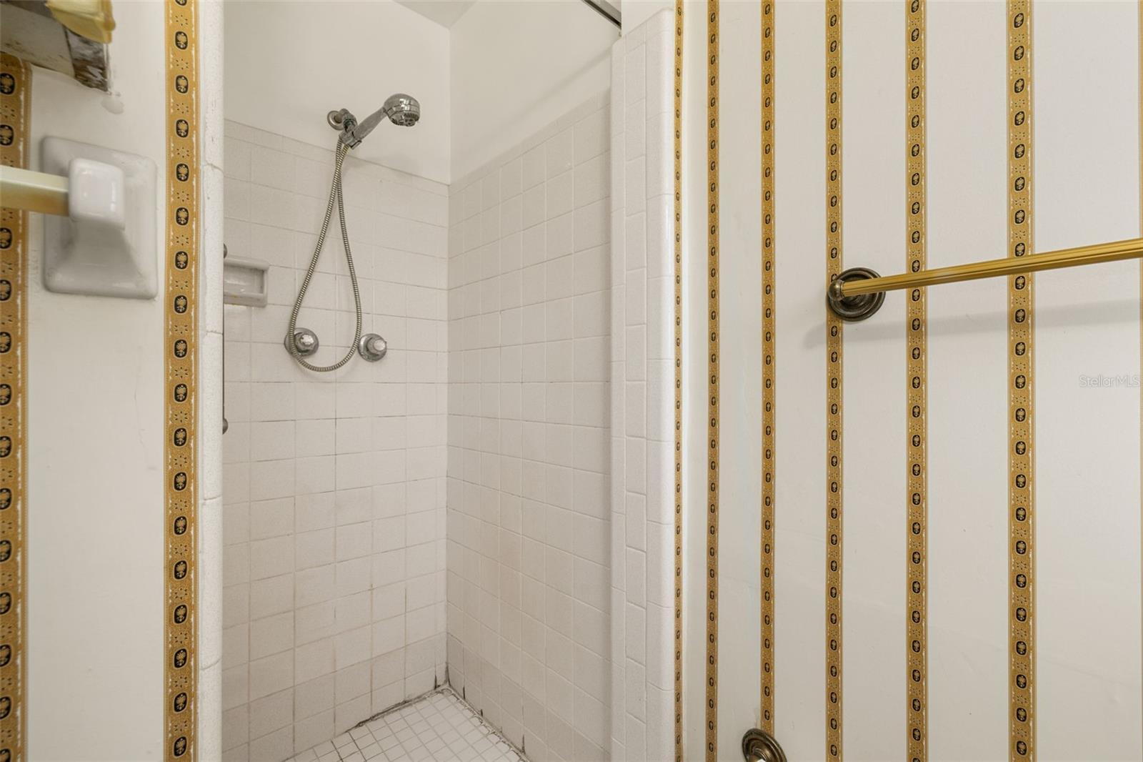 Image 20 of 54 For 191 Northmoor Road