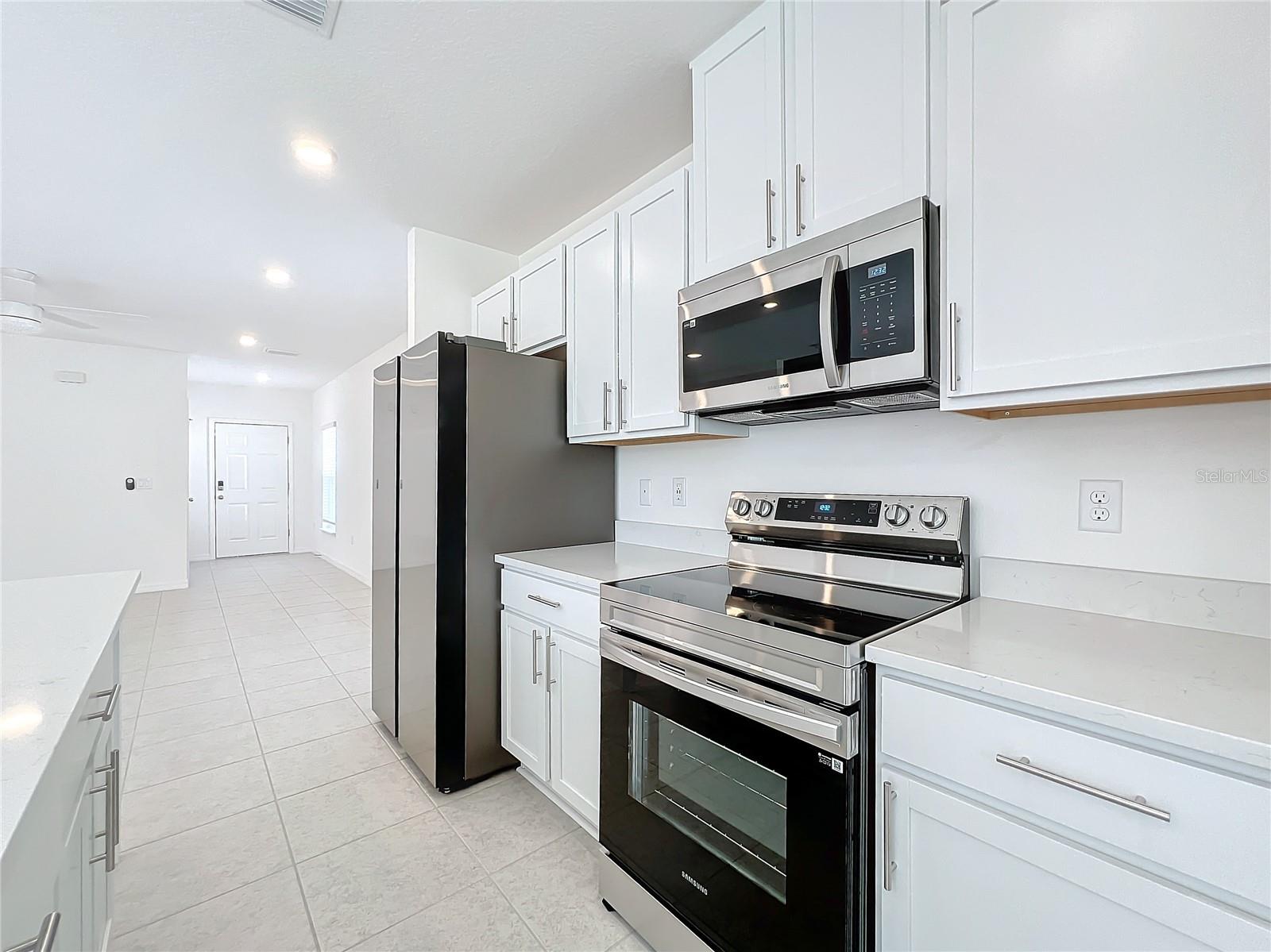 Image 16 of 54 For 3886 Academia Ave