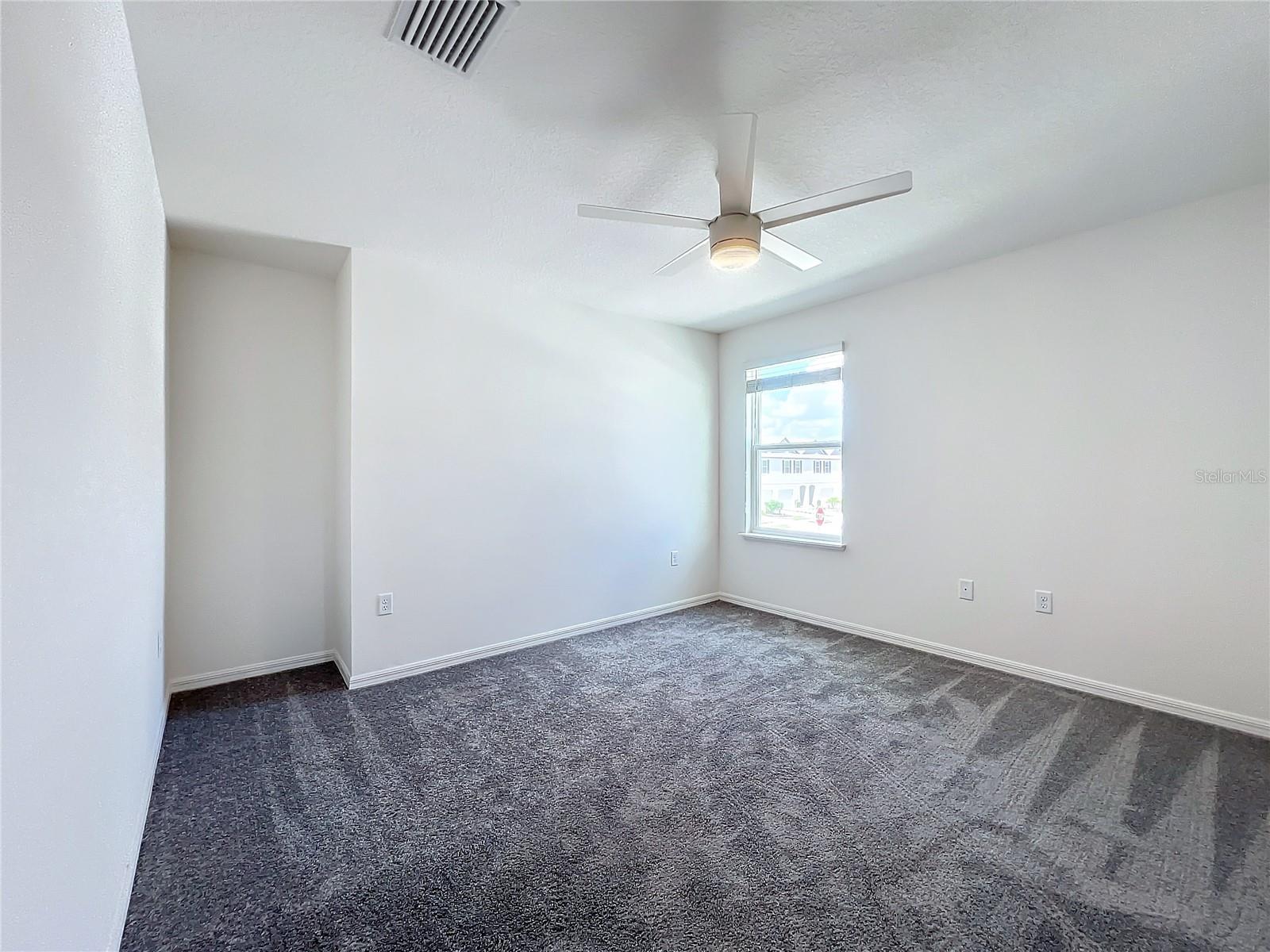 Image 30 of 54 For 3886 Academia Ave