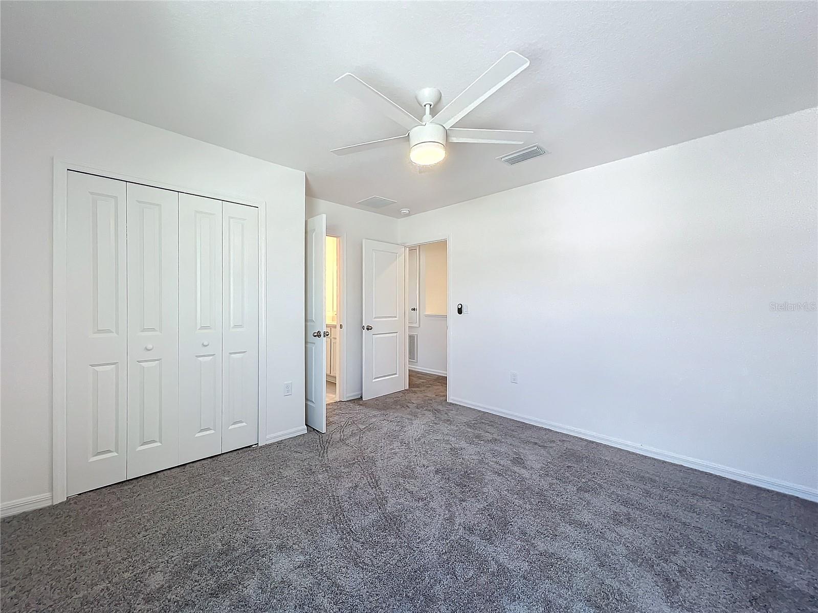 Image 31 of 54 For 3886 Academia Ave