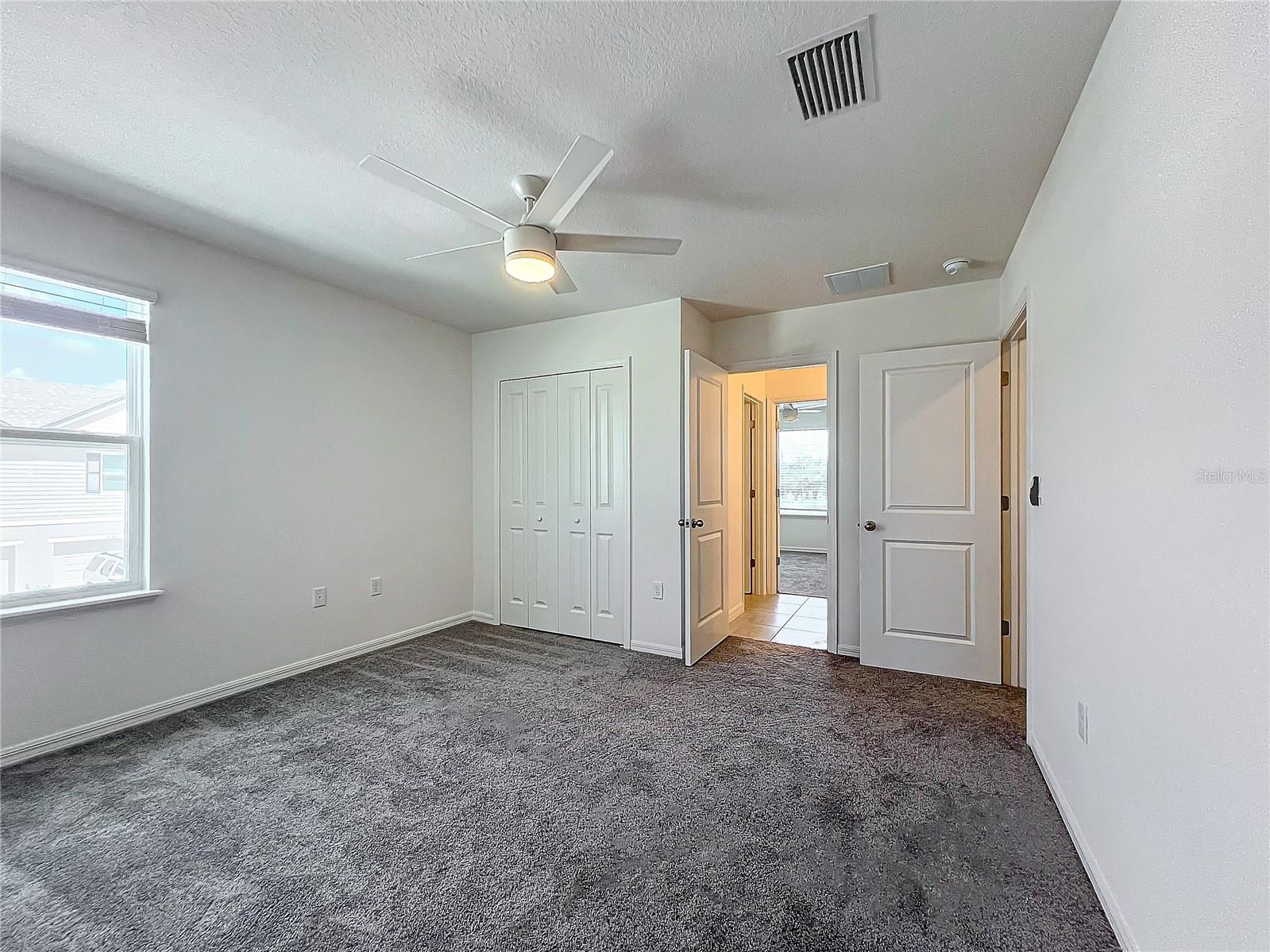 Image 32 of 54 For 3886 Academia Ave