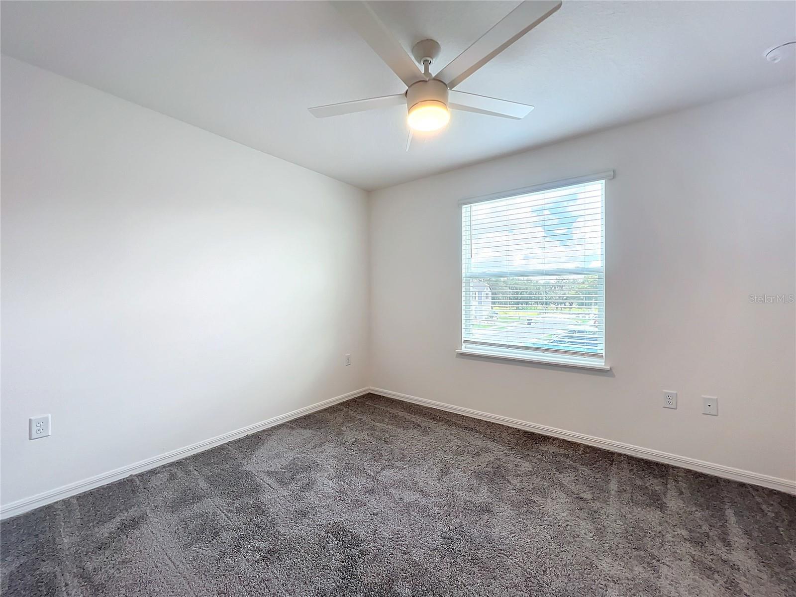 Image 39 of 54 For 3886 Academia Ave