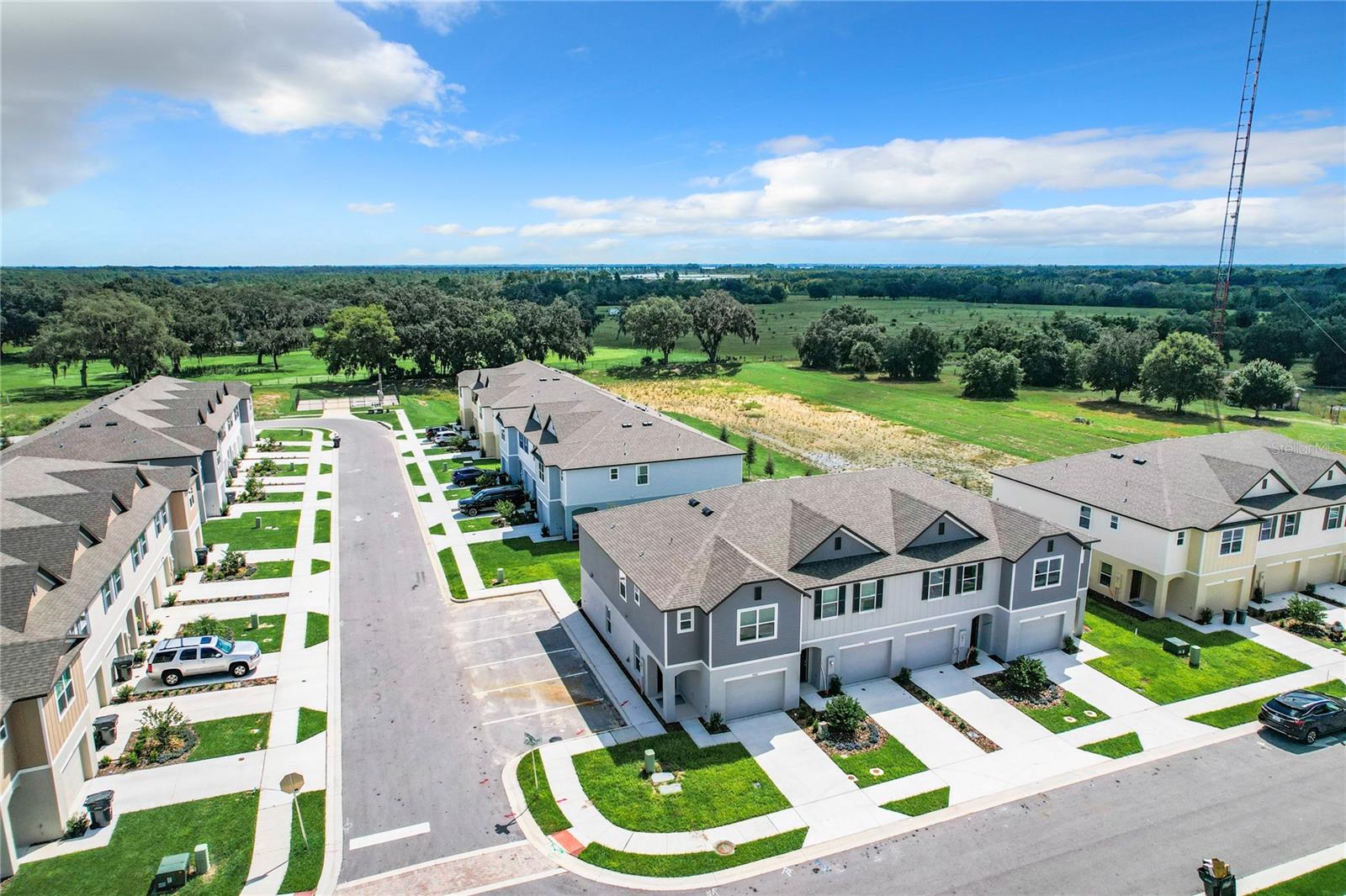 Image 5 of 54 For 3886 Academia Ave