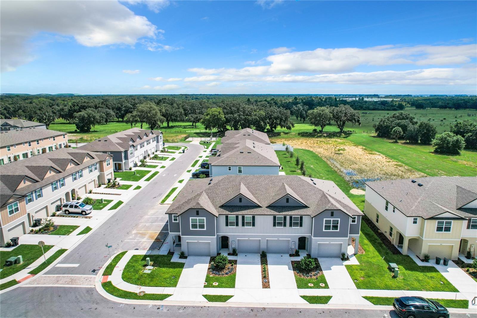 Image 6 of 54 For 3886 Academia Ave