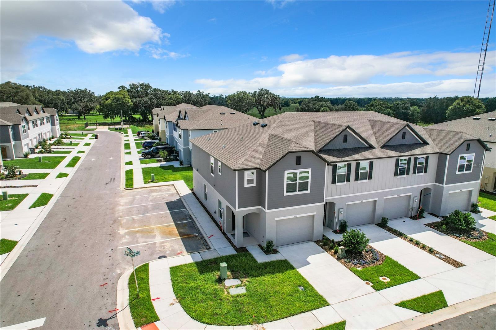 Image 7 of 54 For 3886 Academia Ave