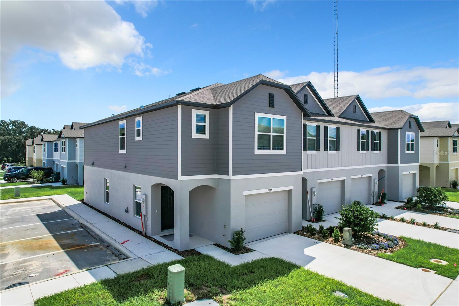 Image 9 of 54 For 3886 Academia Ave