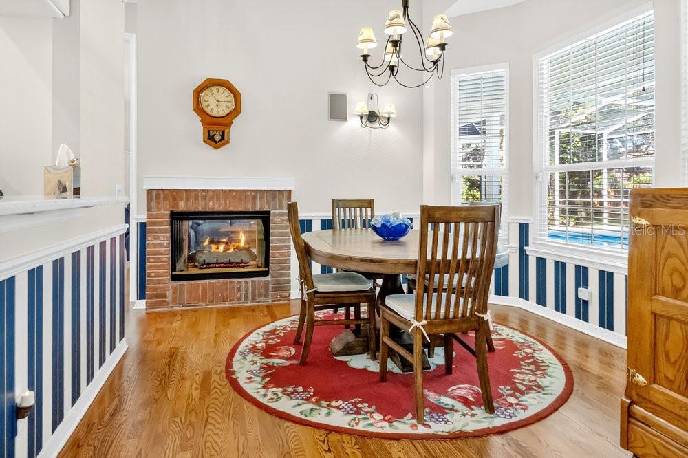 Image 11 of 44 For 8719 Summerville Place