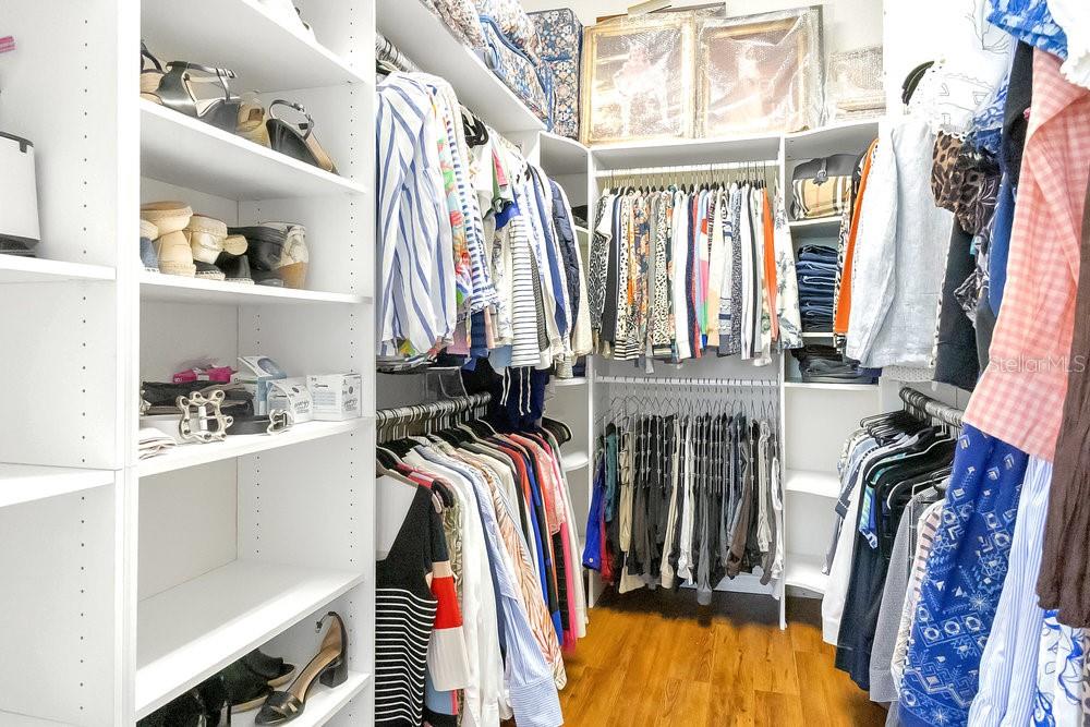 Image 19 of 44 For 8719 Summerville Place