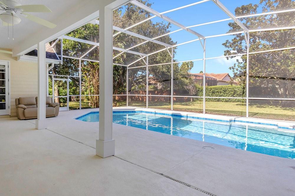 Image 31 of 44 For 8719 Summerville Place