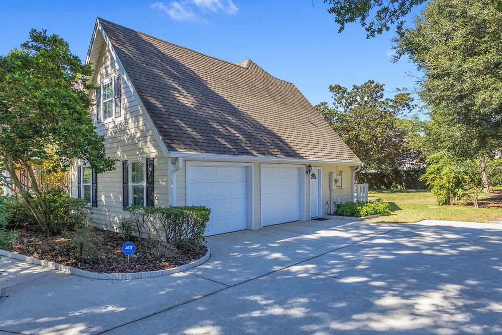 Image 34 of 44 For 8719 Summerville Place