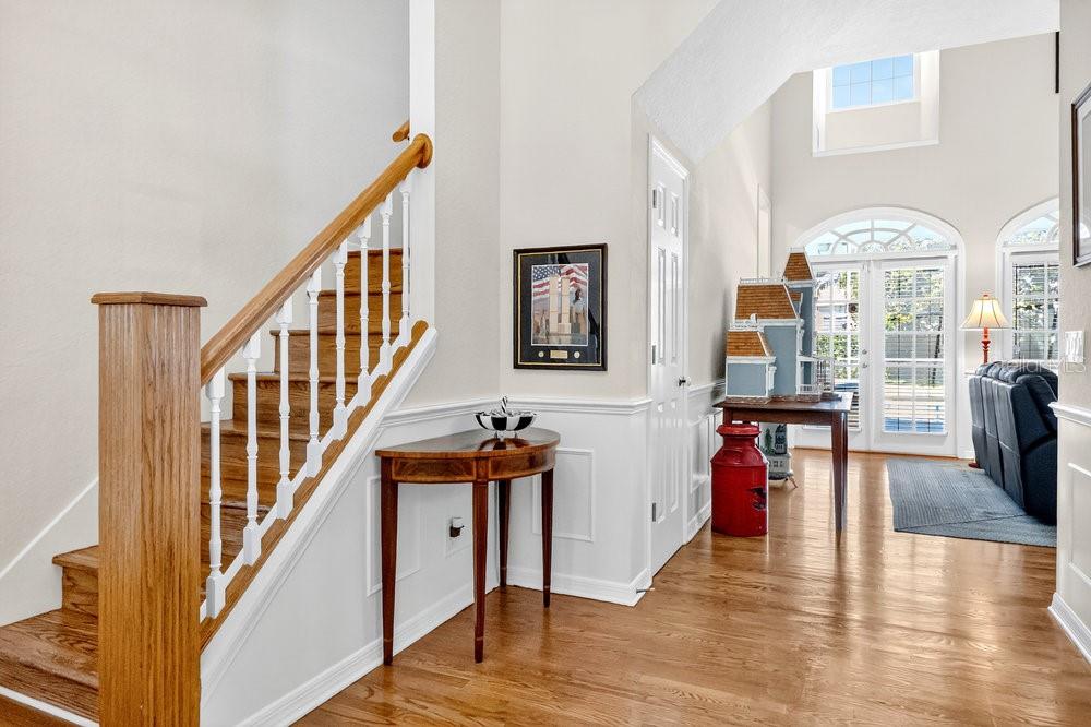 Image 4 of 44 For 8719 Summerville Place