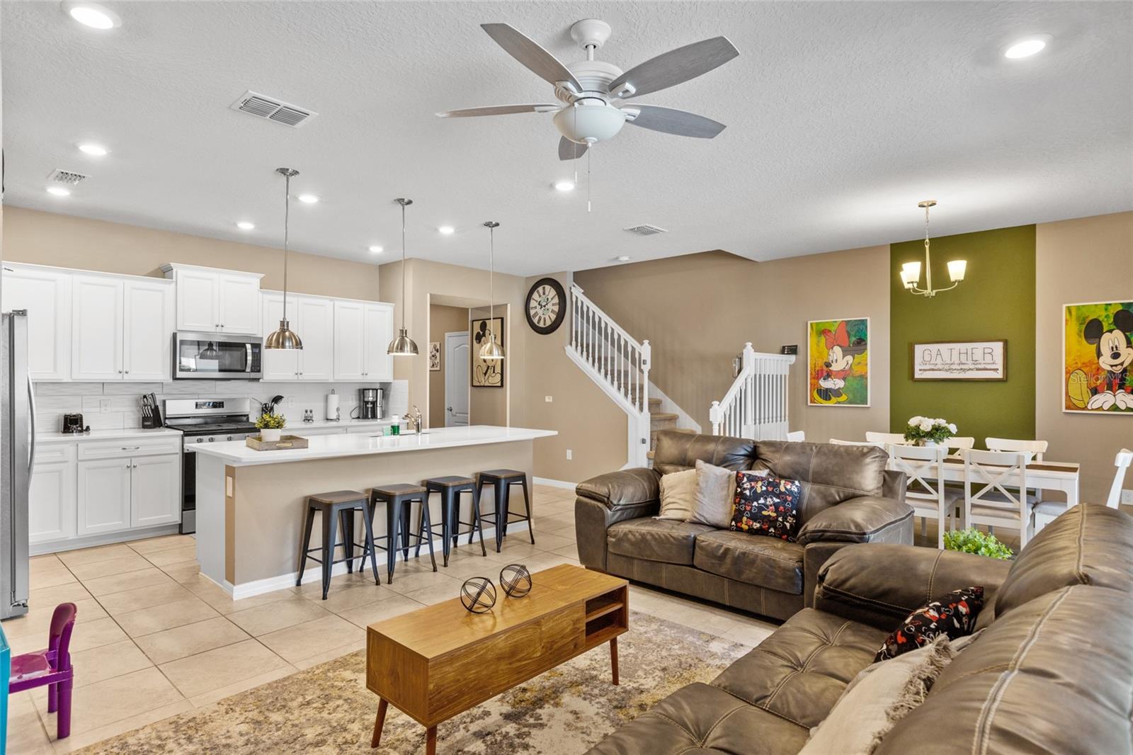 Image 12 of 45 For 7160 Oakmoss Loop