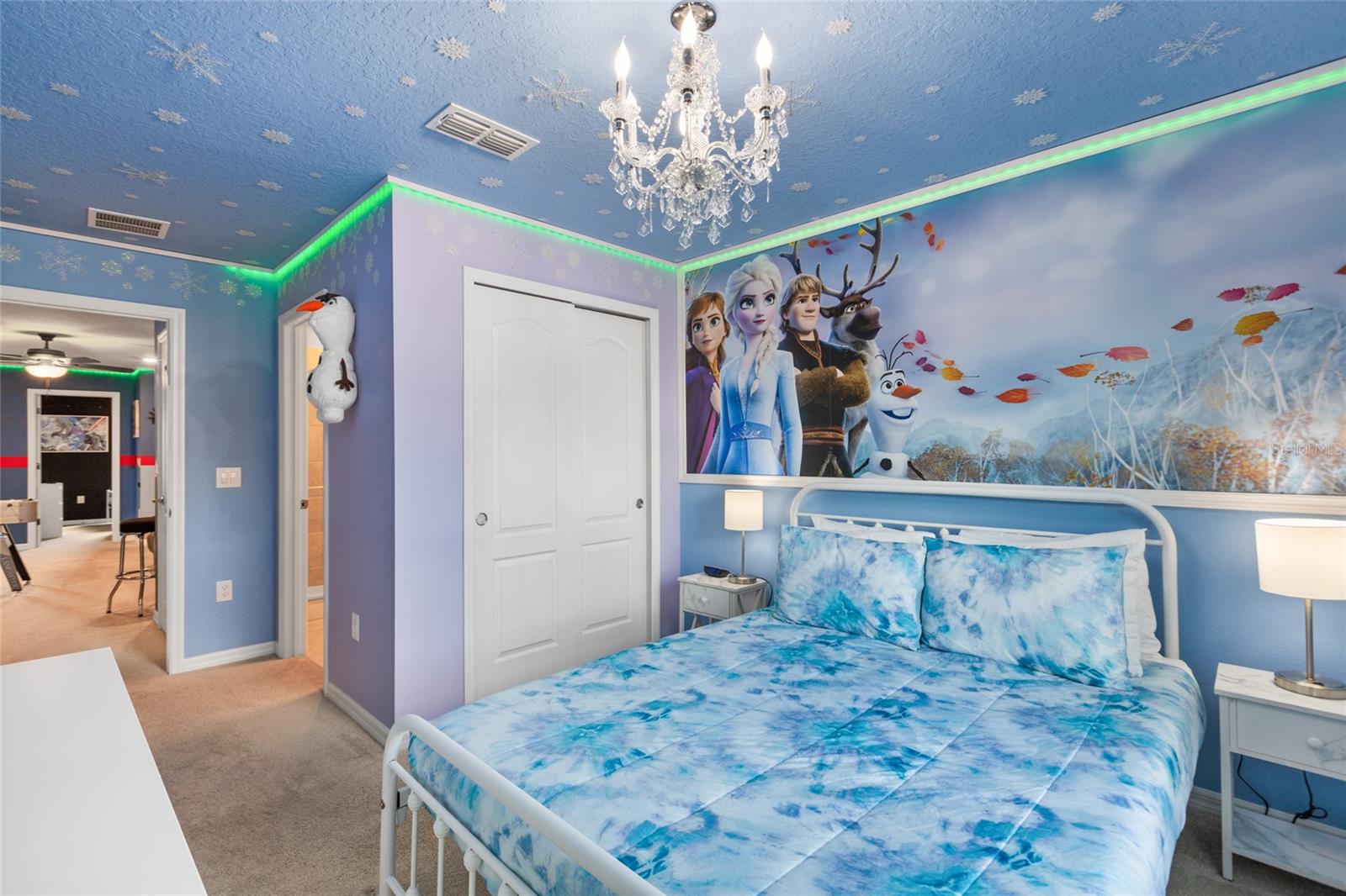 Image 17 of 45 For 7160 Oakmoss Loop