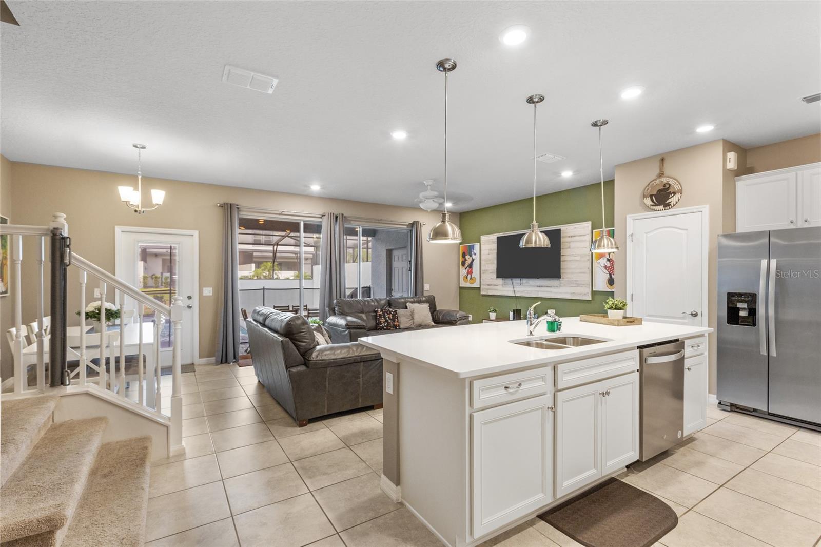 Image 2 of 45 For 7160 Oakmoss Loop