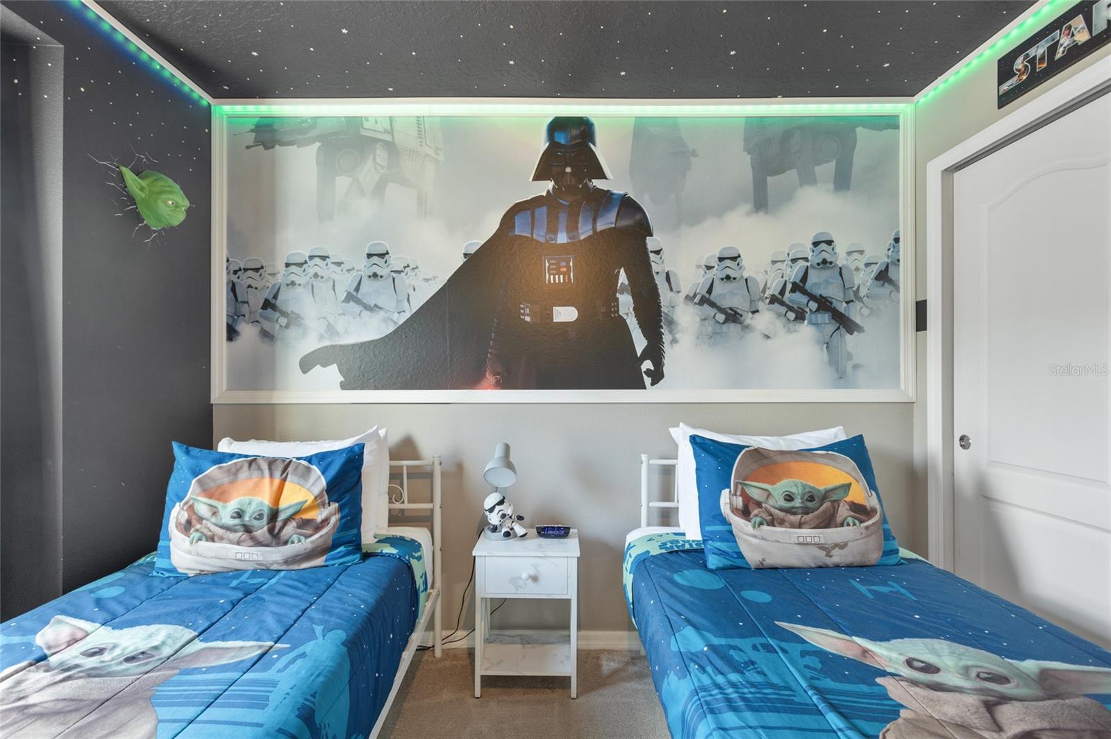 Image 24 of 45 For 7160 Oakmoss Loop