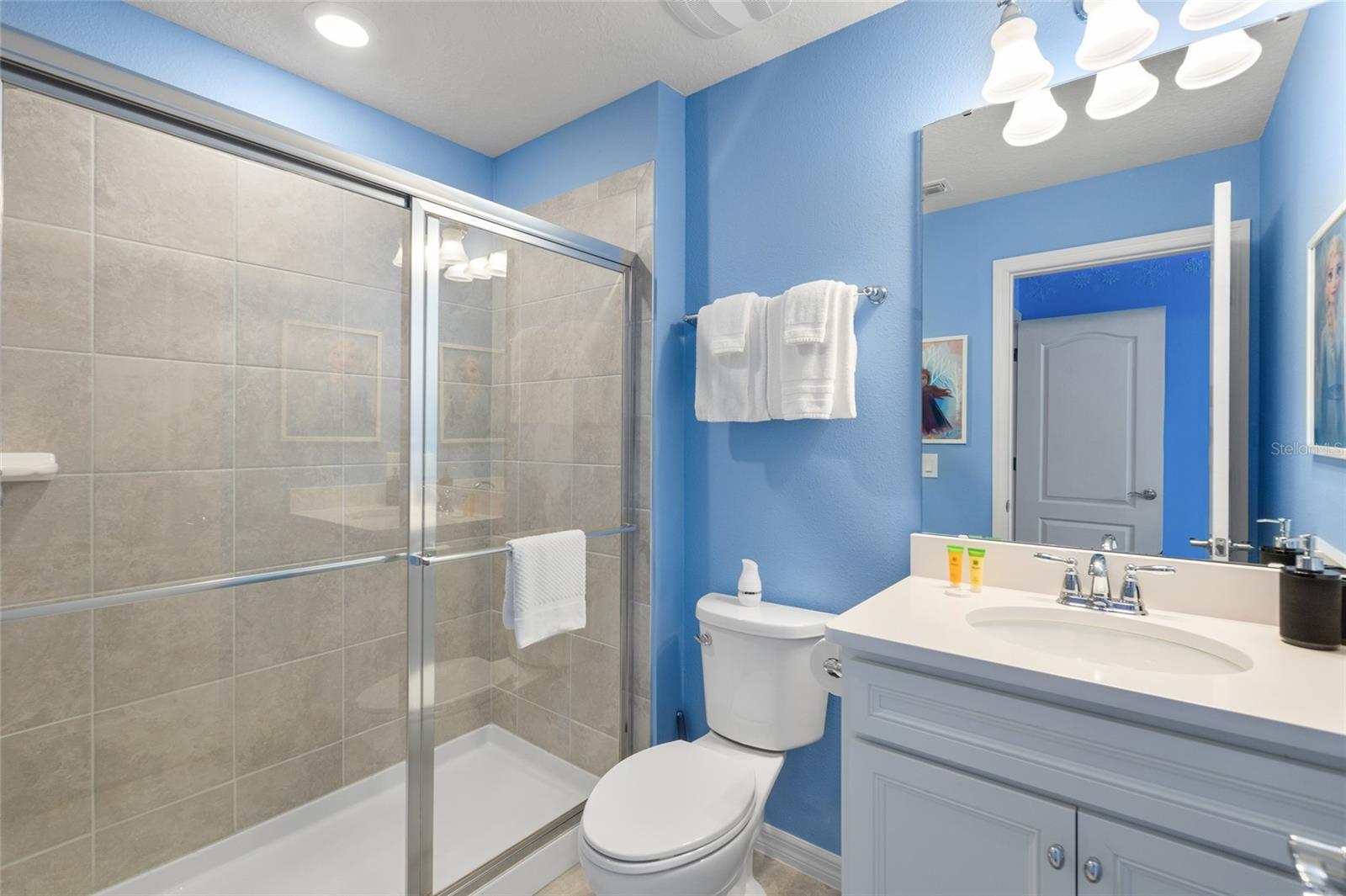 Image 26 of 45 For 7160 Oakmoss Loop