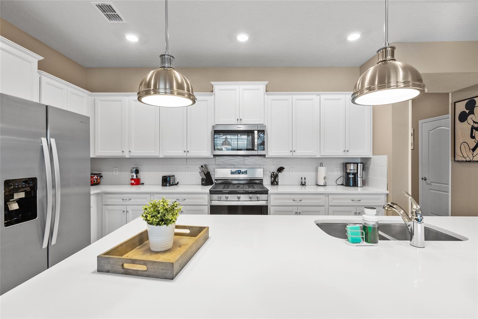 Image 5 of 45 For 7160 Oakmoss Loop