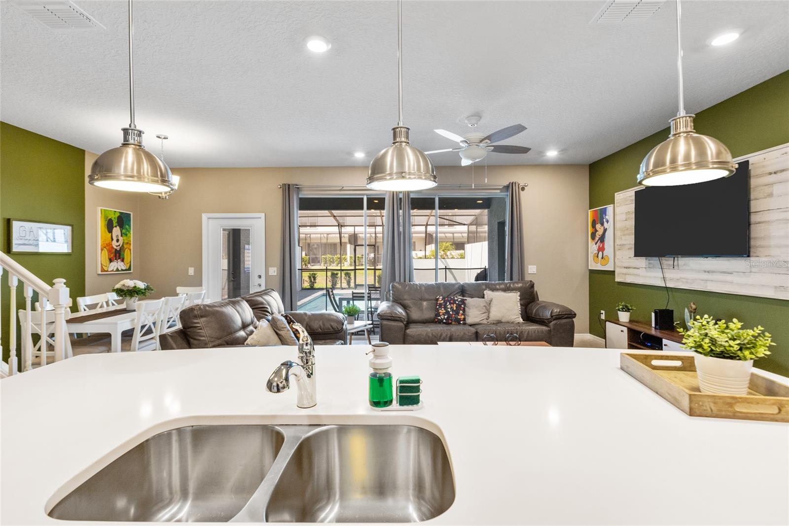 Image 7 of 45 For 7160 Oakmoss Loop