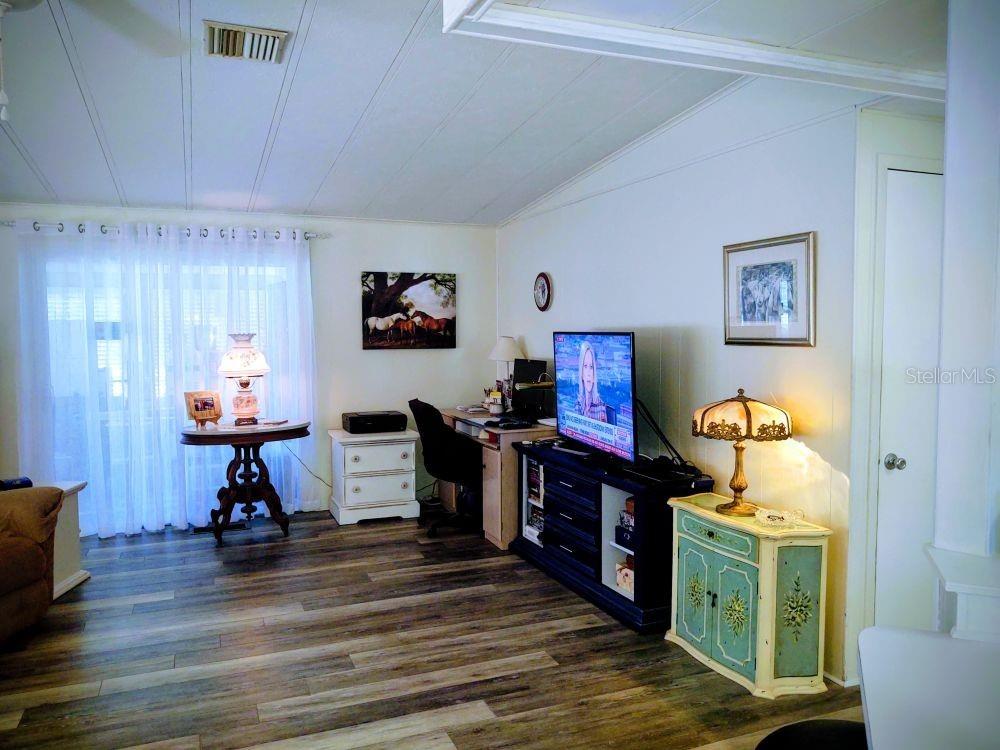 Image 4 of 31 For 2236 Evergreen Circle Ge