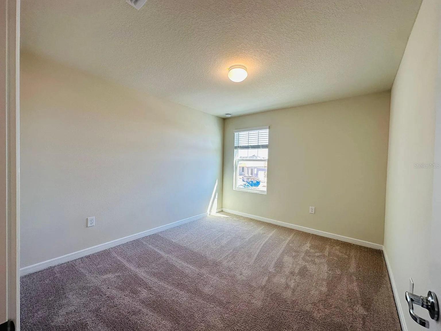 Image 16 of 37 For 917 Wading Waters Way