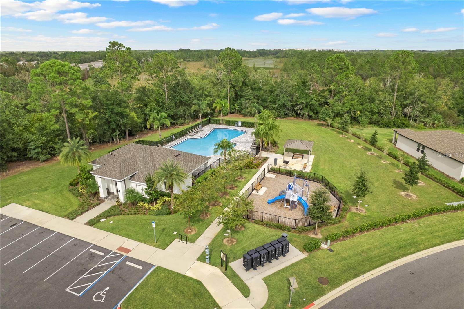 Image 25 of 37 For 917 Wading Waters Way