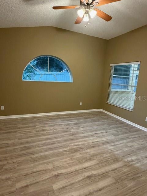 Image 15 of 31 For 580 Valencia Place Circle