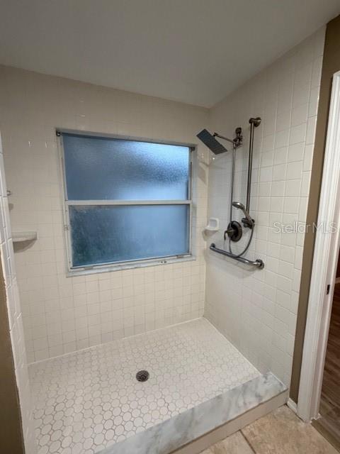 Image 17 of 31 For 580 Valencia Place Circle