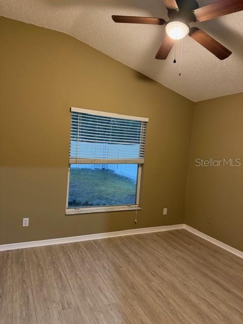 Image 21 of 31 For 580 Valencia Place Circle